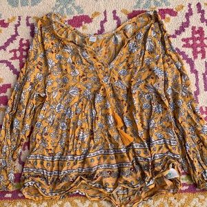 Old Navy blouse